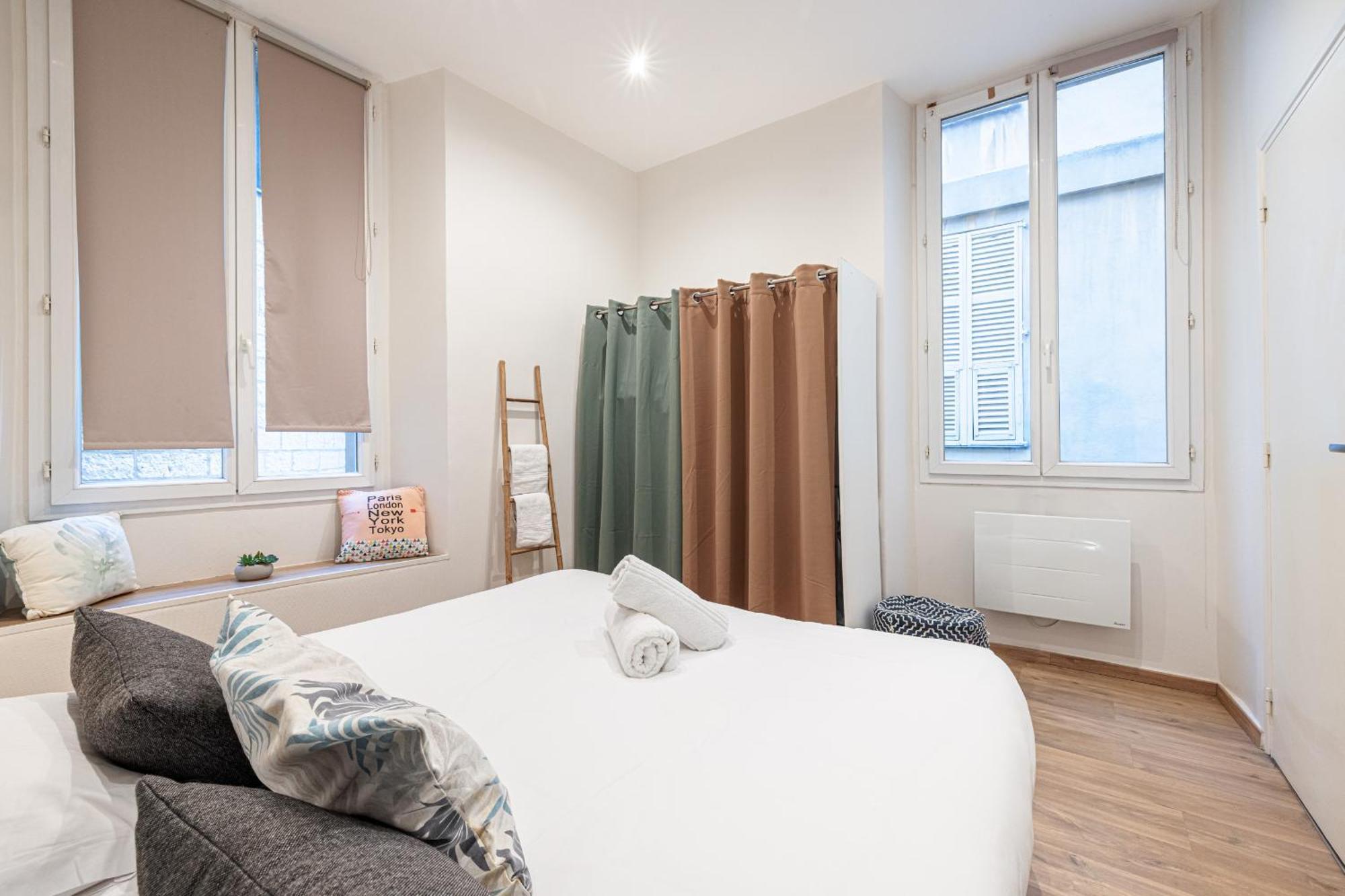 Charming 1 Bdr Old Town Appartement *